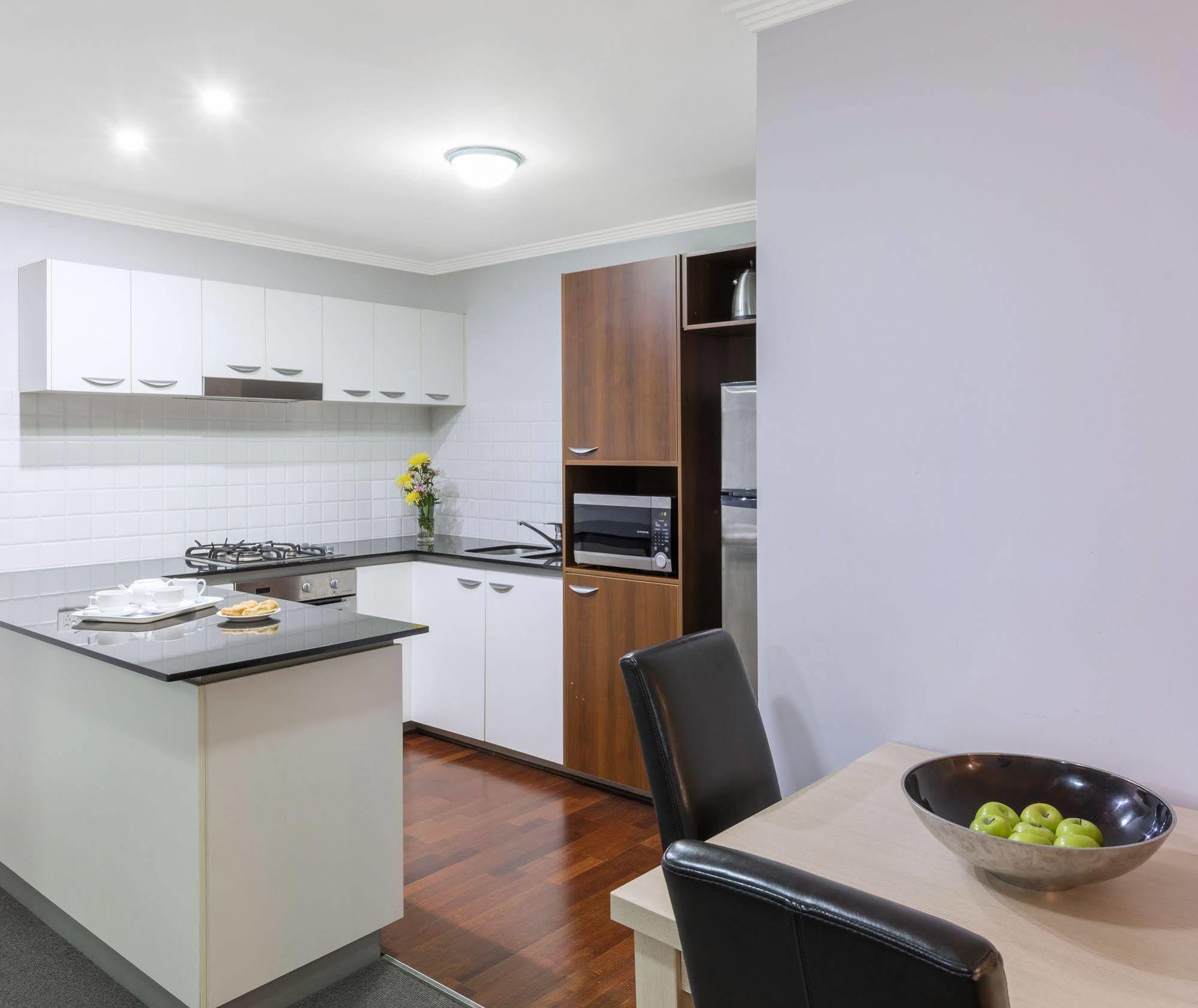 Oaks Brisbane Lexicon Suites Εξωτερικό φωτογραφία